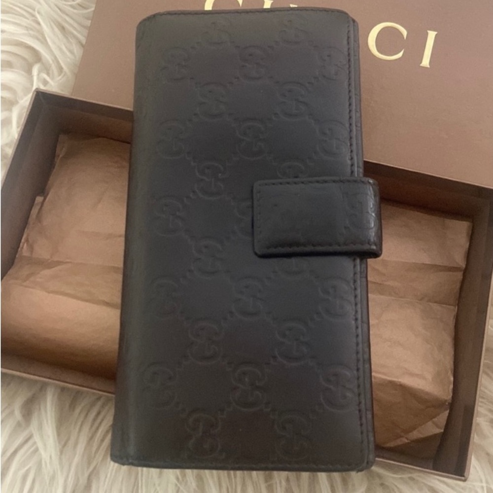 Gucci wallet in box gentle used has box tissue paper - Picture 4 of 7